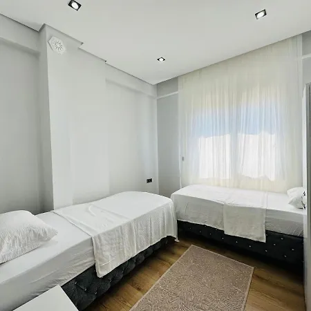 Otel Davutlarda 4+1 Oezel Bahceli Kiralik Lueks *